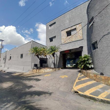 Motel Caribe เบโลโอรีซอนชี ภายนอก รูปภาพ