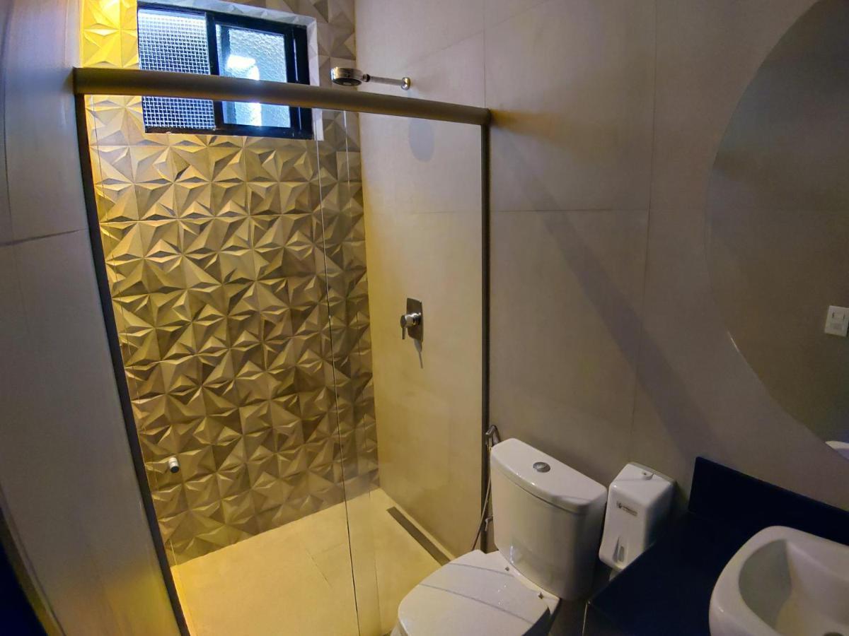 Motel Caribe เบโลโอรีซอนชี ภายนอก รูปภาพ
