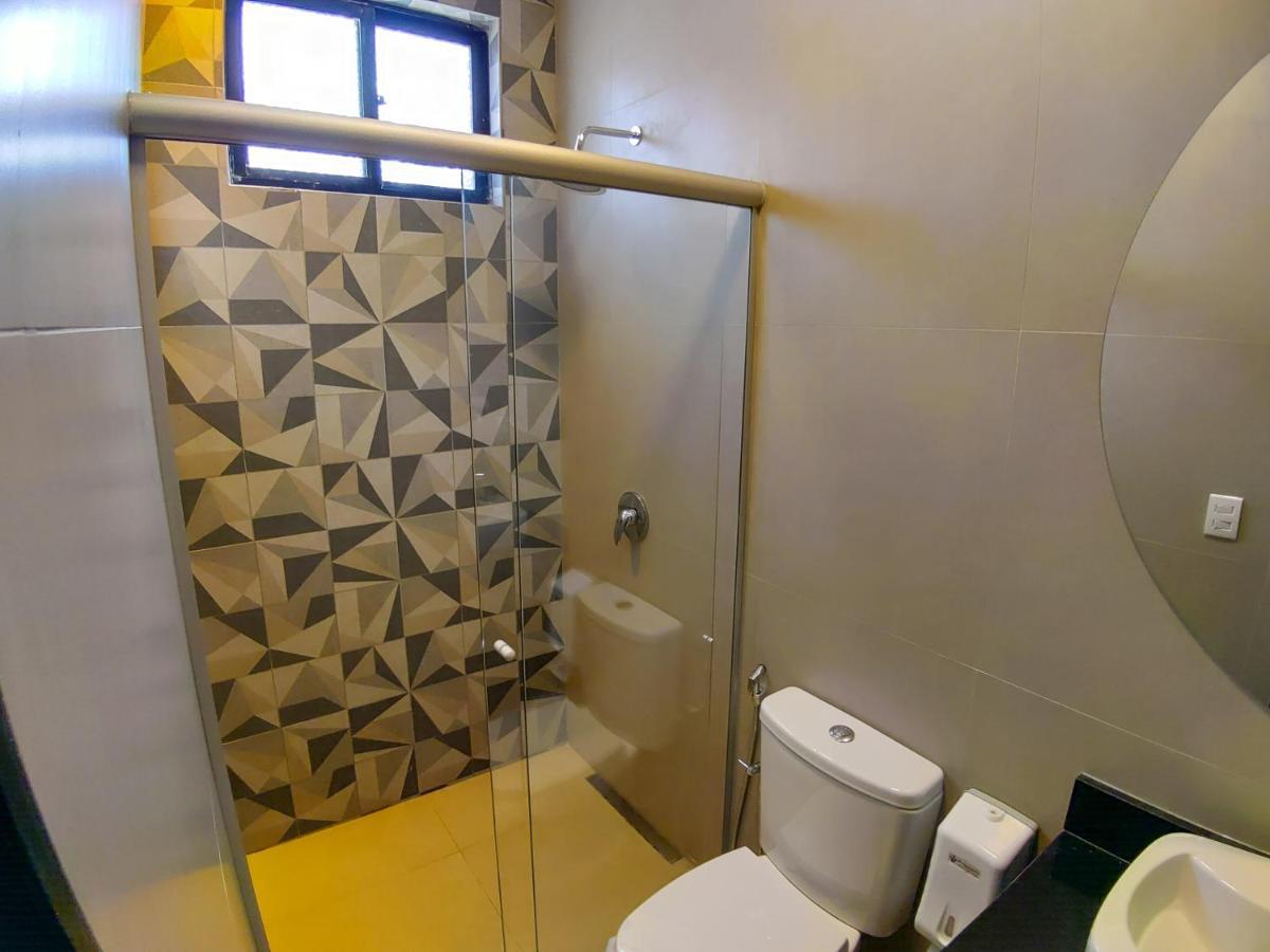 Motel Caribe เบโลโอรีซอนชี ภายนอก รูปภาพ